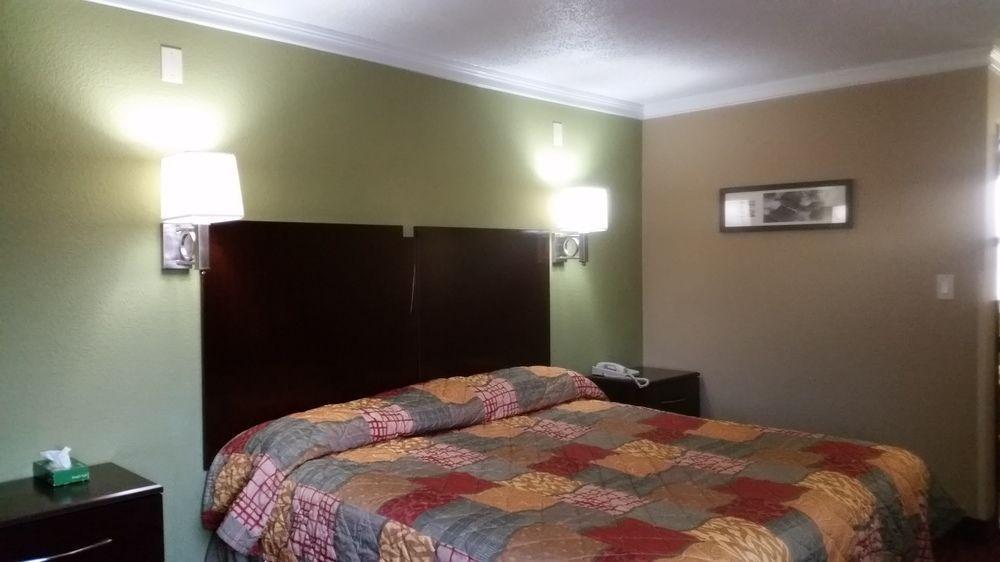 Mounts Motel Lawrenceville Kültér fotó